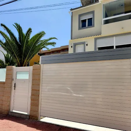 Luxury Private New 2023 Mirelle Holiday home *
